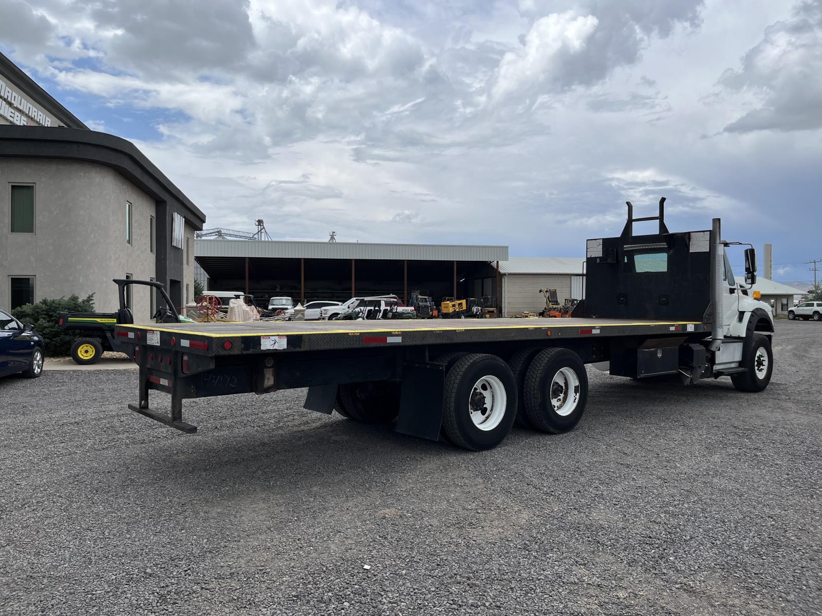 ./imagenes/INVOICE/2019/18151/INTERNATIONAL 7600 (19).JPG